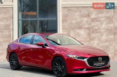 Седан Mazda 3 2018 в Николаеве