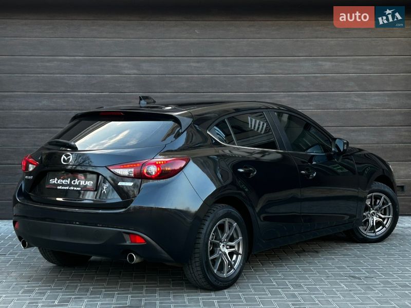 Хэтчбек Mazda 3 2014 в Николаеве