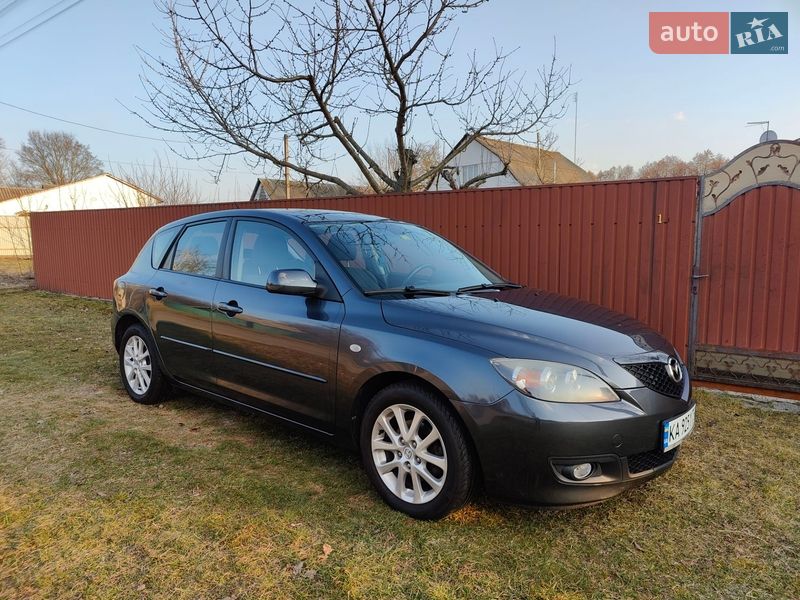Хэтчбек Mazda 3 2008 в Киеве