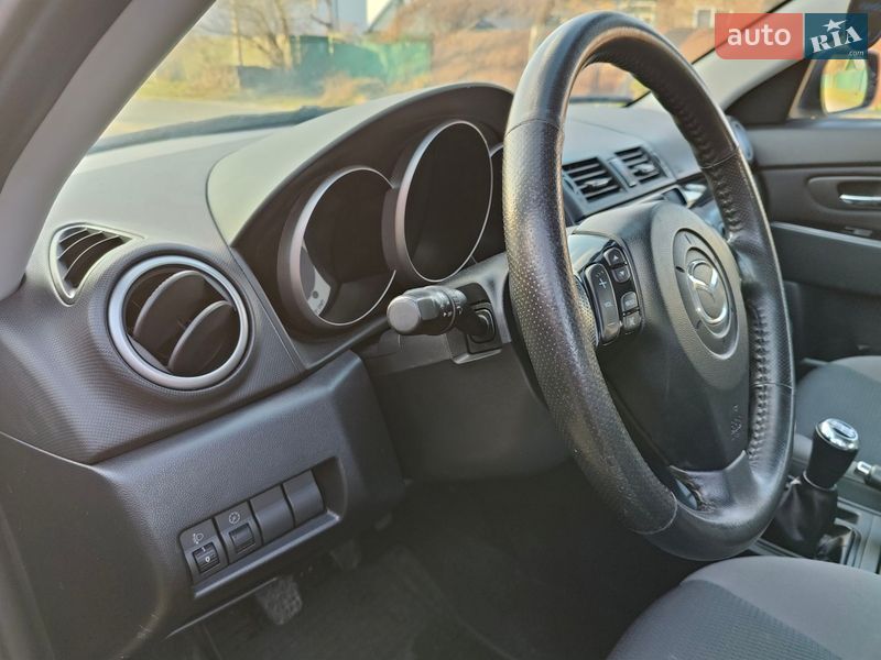 Хэтчбек Mazda 3 2008 в Киеве