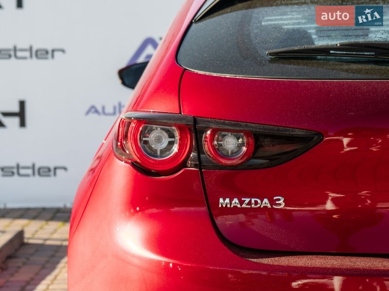 Хэтчбек Mazda 3 2025 в Киеве