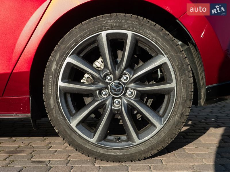 Хэтчбек Mazda 3 2025 в Киеве
