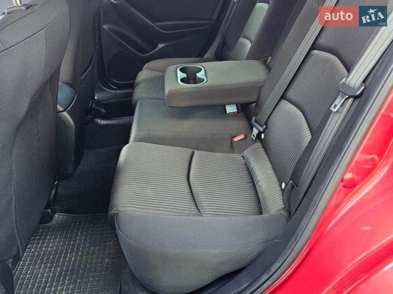 Седан Mazda 3 2014 в Киеве фото 49 Седан Mazda 3 2014 в Киеве