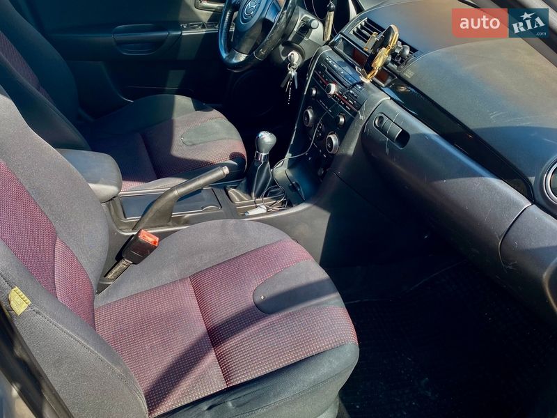 Хетчбек Mazda 3 2004 в Одесі