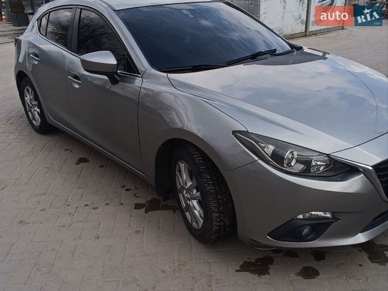 Хэтчбек Mazda 3 2014 в Косове
