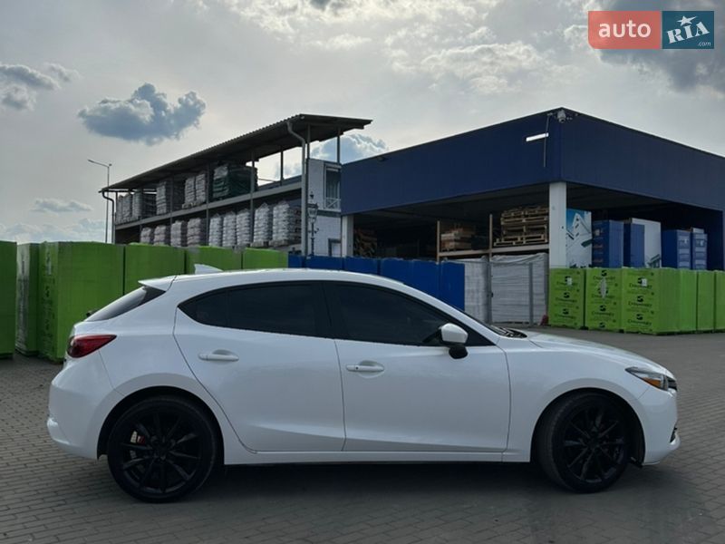 Хетчбек Mazda 3 2018 в Ковелі фото 7 Хетчбек Mazda 3 2018 в Ковелі