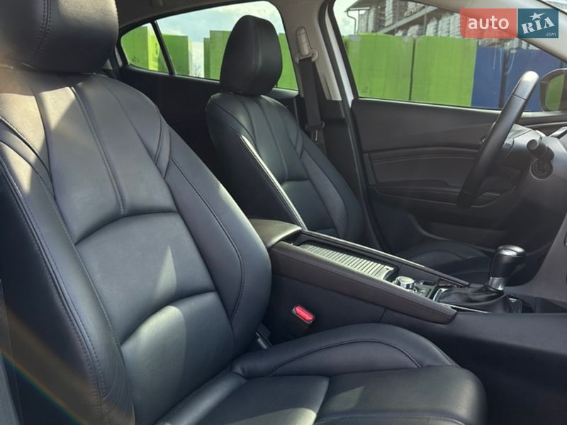 Хетчбек Mazda 3 2018 в Ковелі фото 32 Хетчбек Mazda 3 2018 в Ковелі