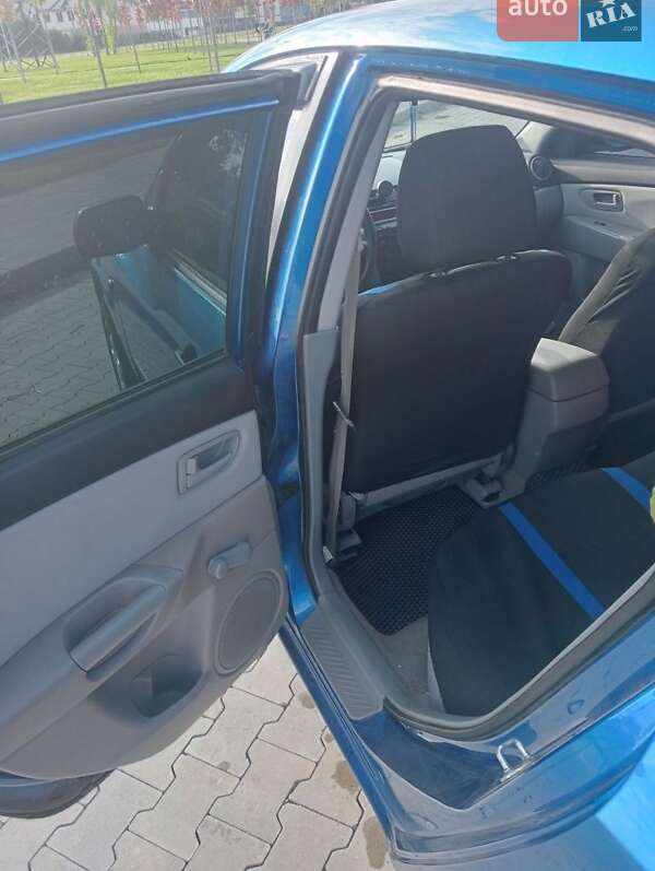 Хэтчбек Mazda 3 2005 в Буче фото 13 Хэтчбек Mazda 3 2005 в Буче