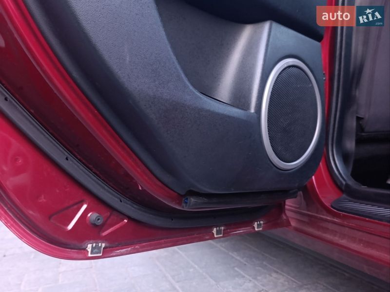 Хэтчбек Mazda 3 2008 в Луцке