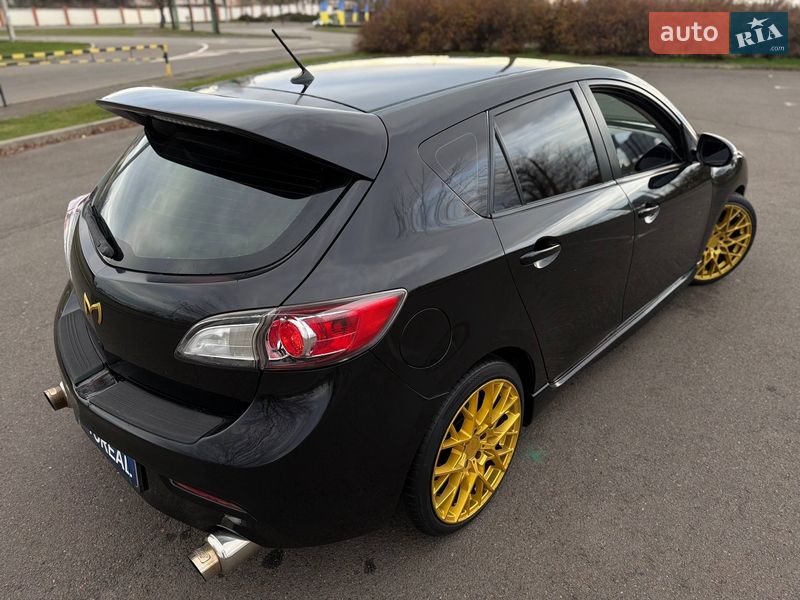 Хэтчбек Mazda 3 2010 в Кривом Роге