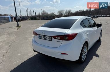 Седан Mazda 3 2016 в Днепре