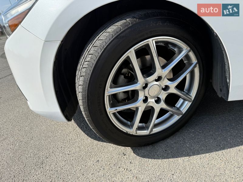 Седан Mazda 3 2016 в Днепре