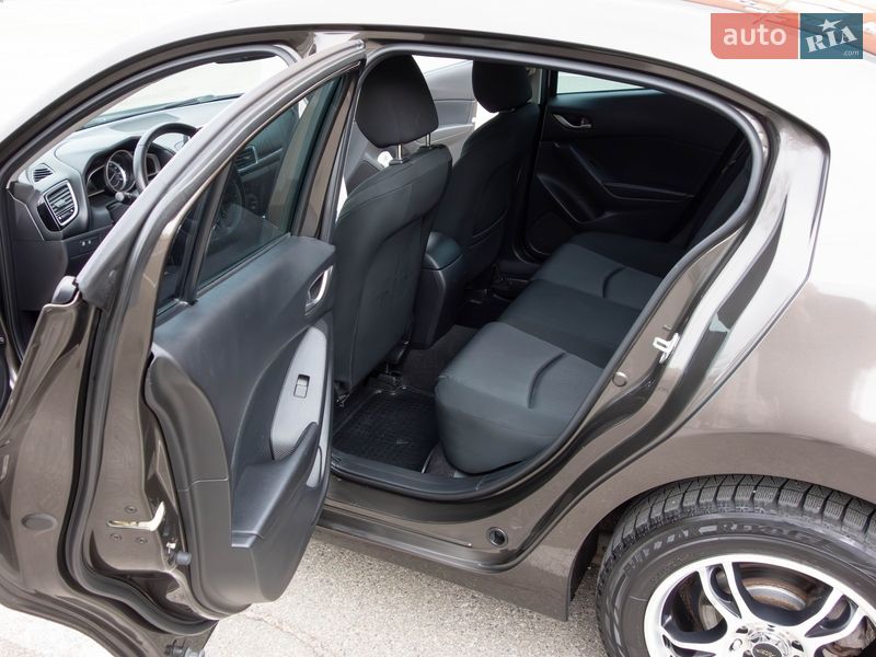 Седан Mazda 3 2013 в Києві