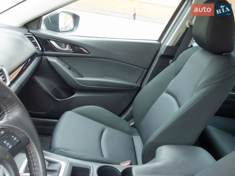 Седан Mazda 3 2013 в Києві