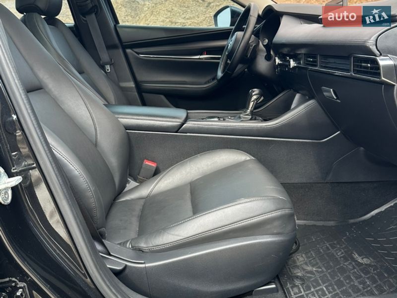 Седан Mazda 3 2022 в Киеве фото 23 Седан Mazda 3 2022 в Киеве