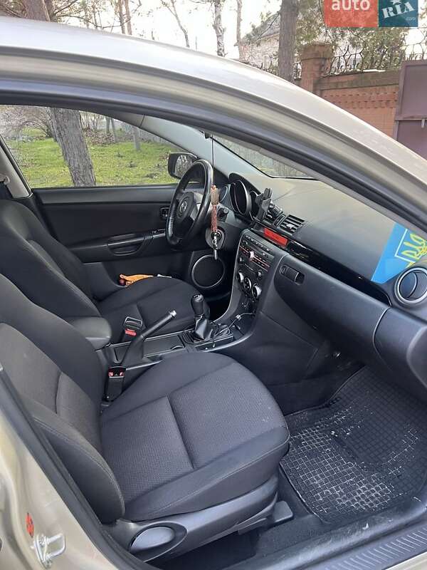 Хетчбек Mazda 3 2008 в Дніпрі