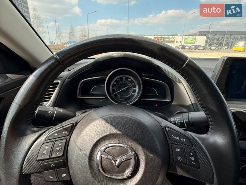 Седан Mazda 3 2014 в Киеве
