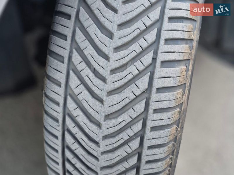 Седан Mazda 3 2008 в Киеве