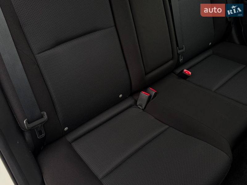 Седан Mazda 3 2011 в Киеве фото 40 Седан Mazda 3 2011 в Киеве