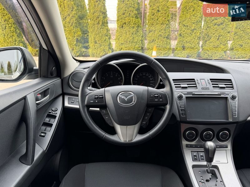 Седан Mazda 3 2011 в Киеве фото 29 Седан Mazda 3 2011 в Киеве
