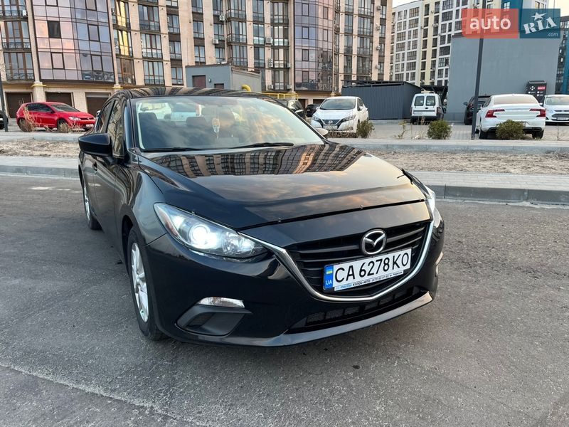 Седан Mazda 3 2015 в Черкассах