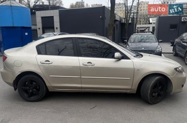 Седан Mazda 3 2005 в Дніпрі