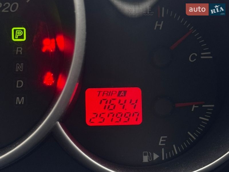 Седан Mazda 3 2005 в Дніпрі