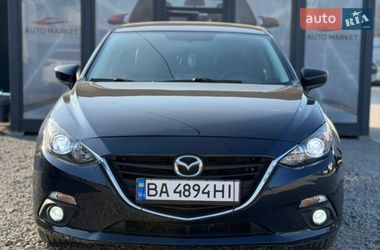 Седан Mazda 3 2016 в Кропивницькому