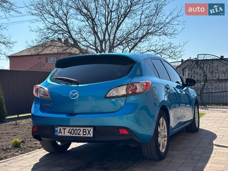 Хэтчбек Mazda 3 2009 в Калуше