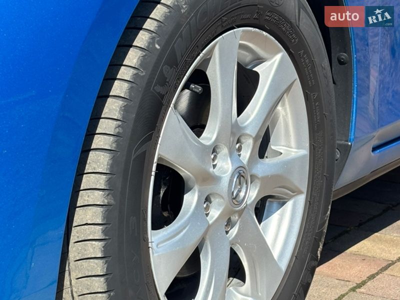 Хэтчбек Mazda 3 2009 в Калуше