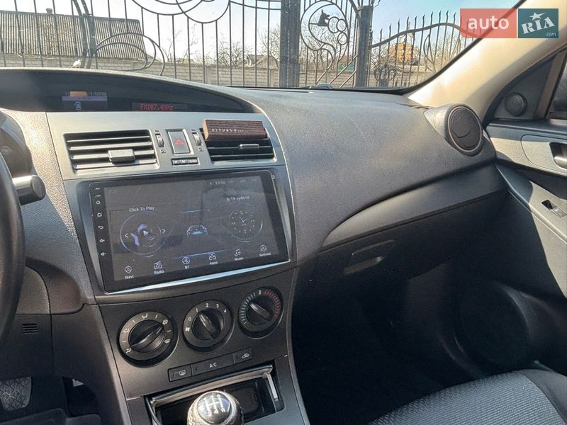 Хэтчбек Mazda 3 2009 в Калуше