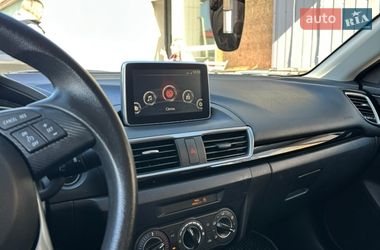 Седан Mazda 3 2015 в Одесі