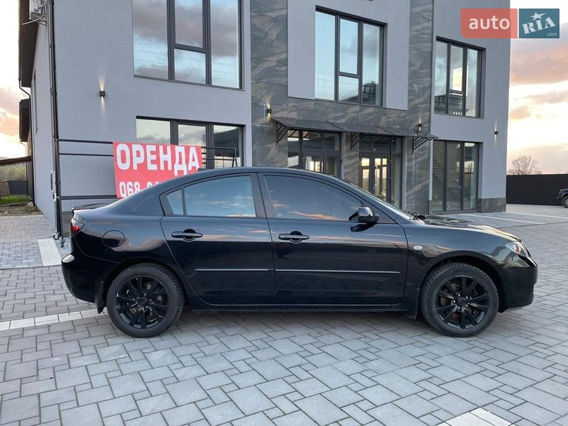 Седан Mazda 3 2008 в Ивано-Франковске