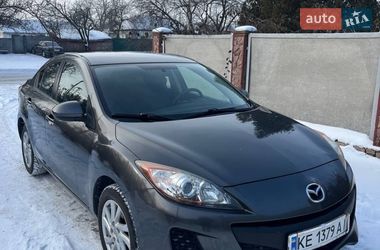 Седан Mazda 3 2011 в Киеве