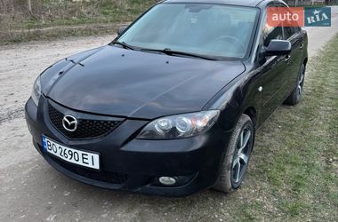 Седан Mazda 3 2005 в Шумске
