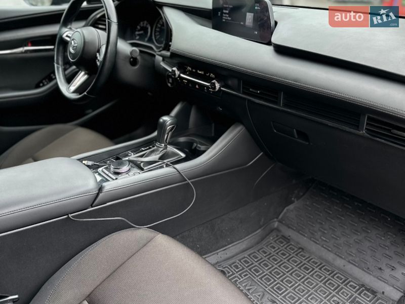 Седан Mazda 3 2019 в Житомире