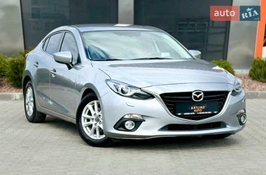 Седан Mazda 3 2016 в Харкові