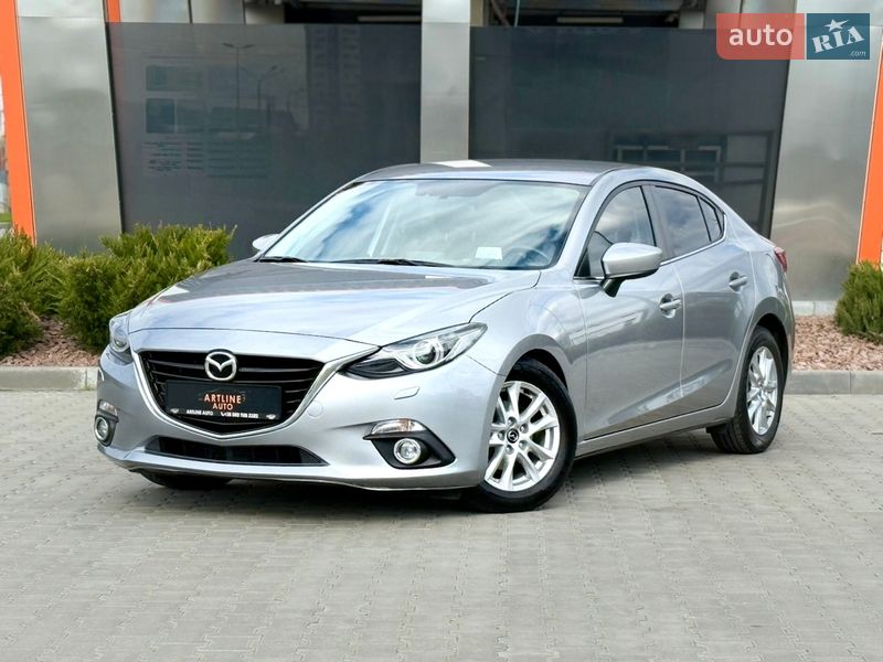 Седан Mazda 3 2016 в Харкові