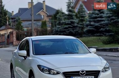 Mazda 3 2015