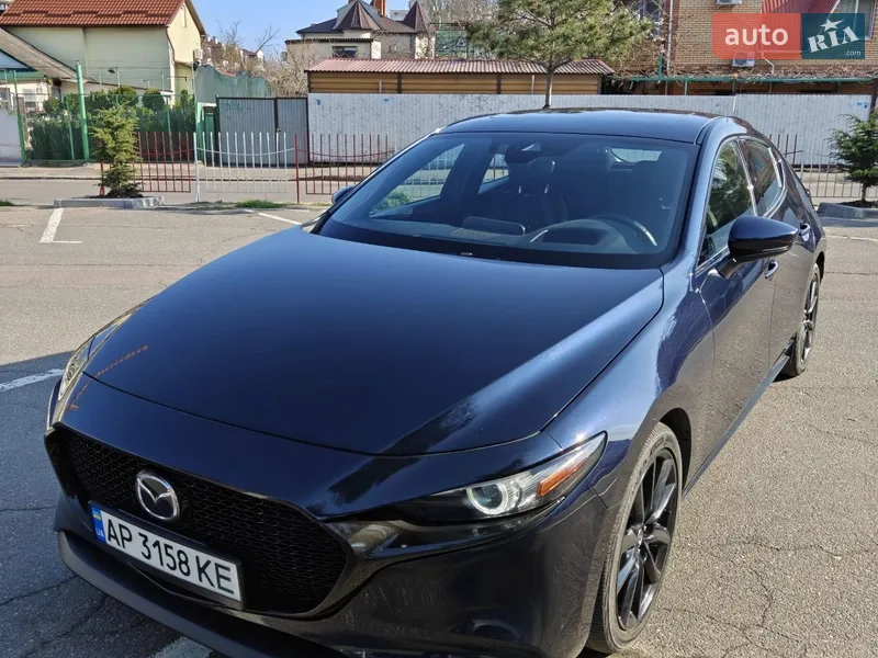 Mazda 3 2019