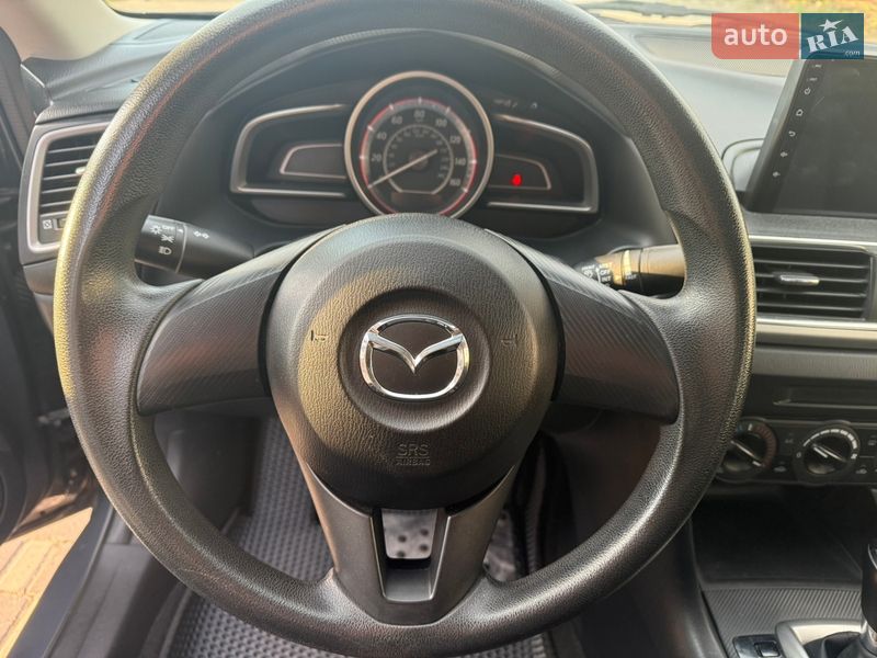 Седан Mazda 3 2014 в Києві