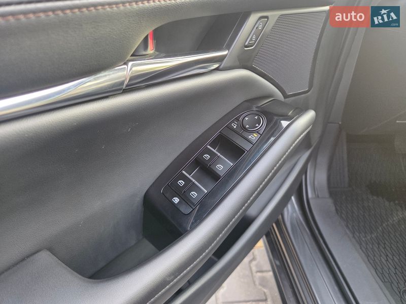 Хетчбек Mazda 3 2024 в Києві