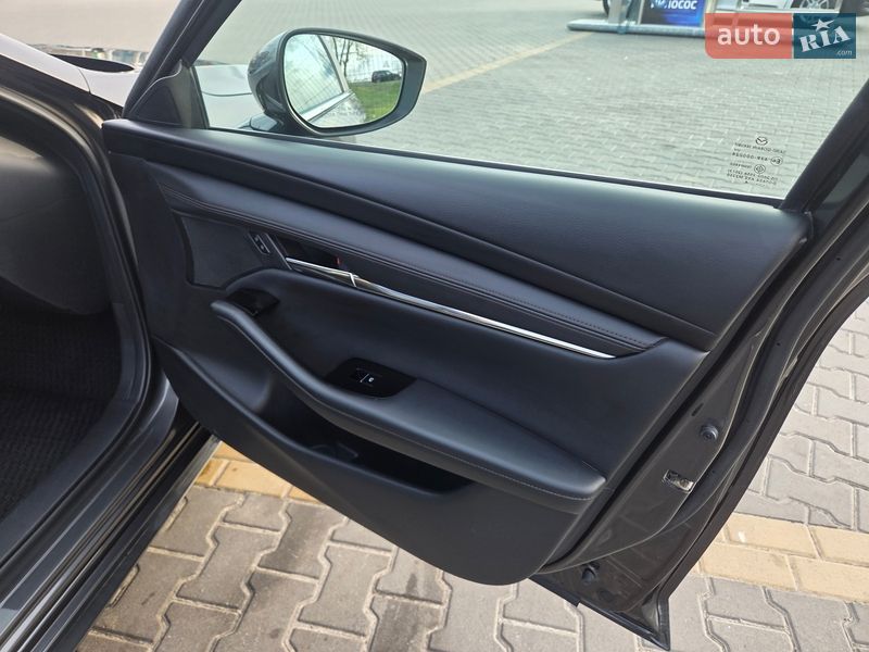 Хетчбек Mazda 3 2024 в Києві