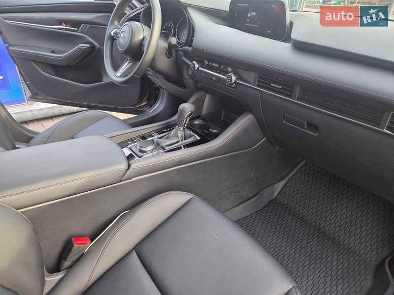 Хетчбек Mazda 3 2024 в Києві
