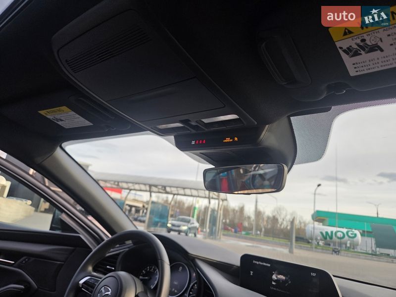 Хетчбек Mazda 3 2024 в Києві