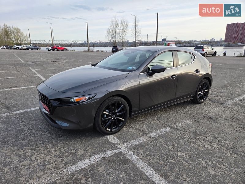 Хетчбек Mazda 3 2024 в Києві