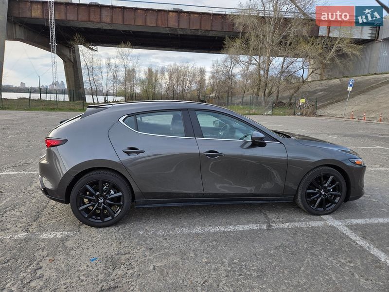 Хетчбек Mazda 3 2024 в Києві
