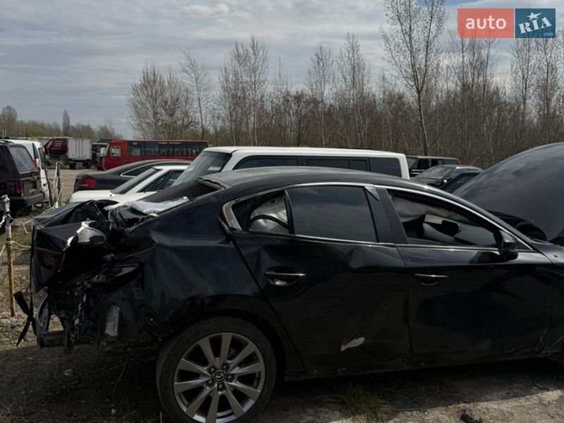 Седан Mazda 3 2020 в Киеве