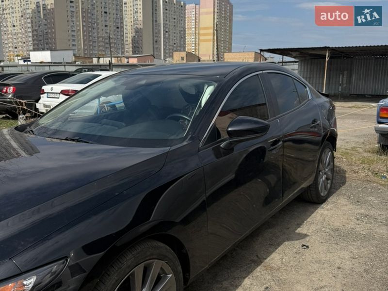 Седан Mazda 3 2020 в Киеве
