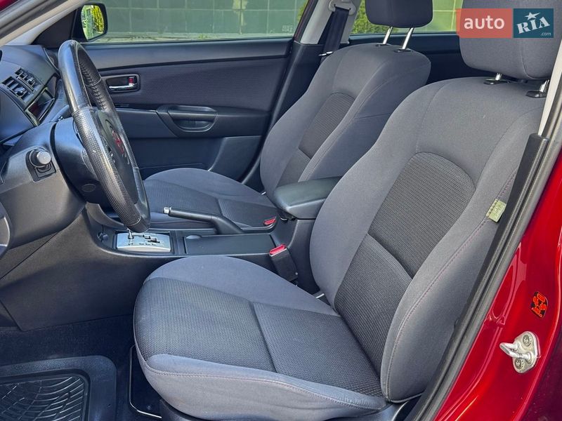 Седан Mazda 3 2008 в Черновцах